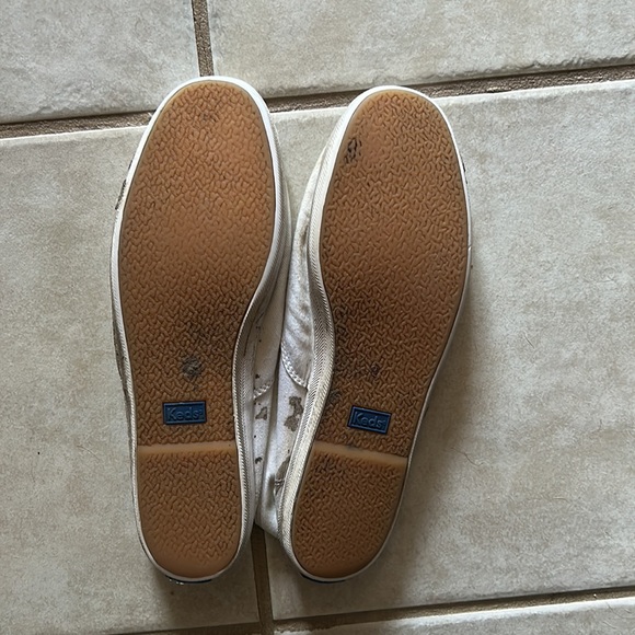 Well worn women’s shoes, Keds slip ons, size 10 - Picture 4 of 5